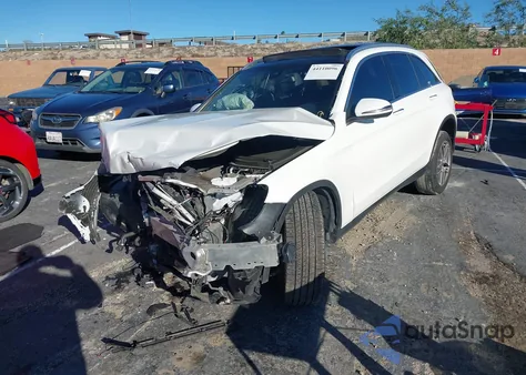 2019 Mercedes-Benz Glc 300 из США, поврежденный, VIN WDC0G4JB6K1002040